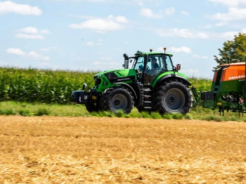 Ciągnik Deutz-Fahr – nowoczesna moc w rolnictwie