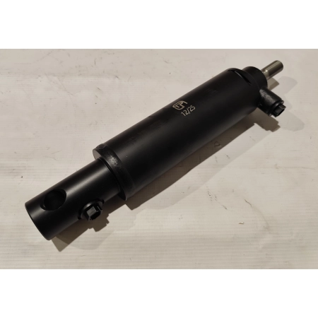 1748133M93, SIŁOWNIK WSPOMAGANIA Massey Ferguson 154, 165, 168, 174, 184, 185, 188, 194, 1014 (4 WD), 240 (4 WD), 250 (4 WD), 253, 254, 254S, 263T, 17