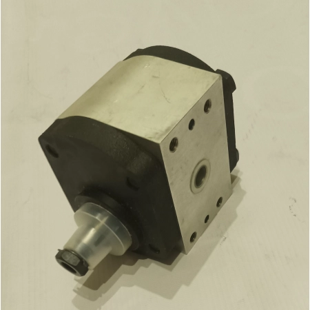 3797115M1, POMPA HYDRAULICZNA MASSEY FERGUSON 4306593M1, 0510515353