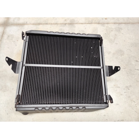 04438383 CHŁODNICA WODY DEUTZ FAHR AGROTRON 04423682